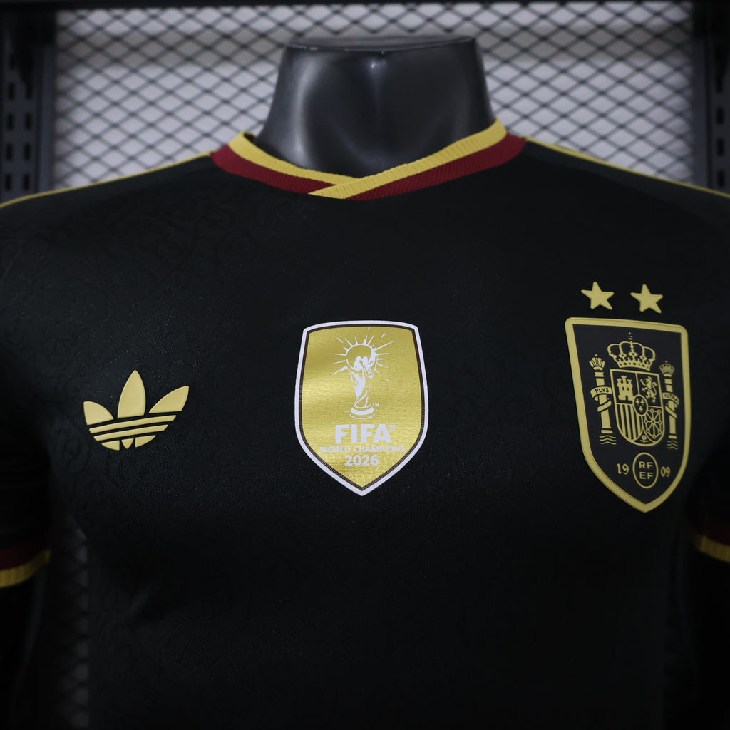 Presume de la segunda equipación / camiseta retro de la Selección Española de Adidas