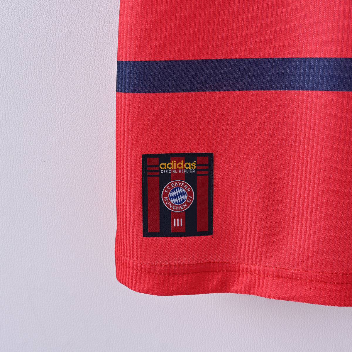 Camiseta Icónica Bayern de Múnich Temporada 1995/1997 (Visitante o Alternativa)
