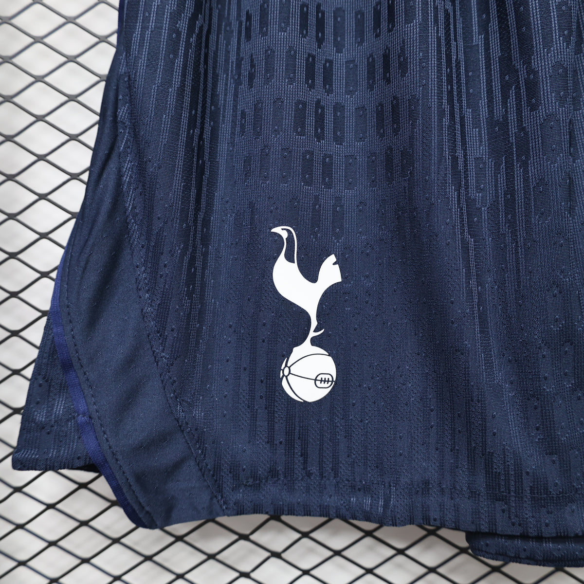 Short Oficial de Equipación – Tottenham Hotspur (Temporada 2026/27)