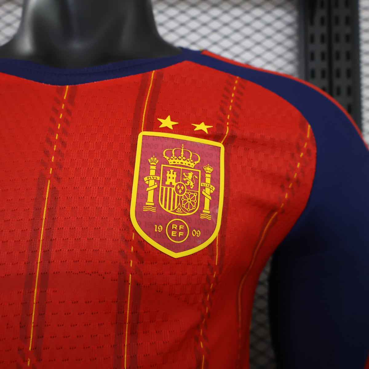 Selección Española de Fútbol – Primera equipación / Local de manga larga con parche de Campeones del Mundo (Temporada 2024/2025) 🇪🇸⭐⚽