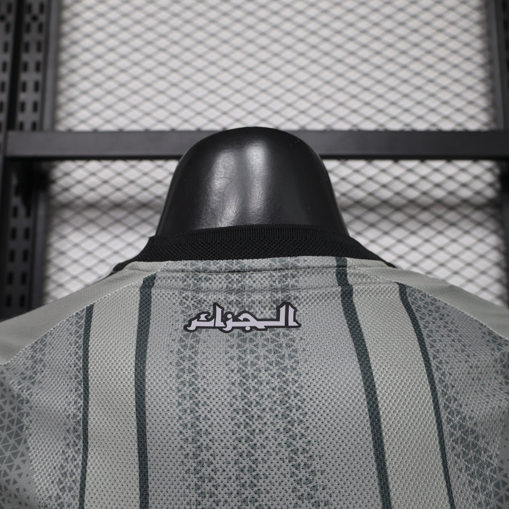 Selección de Argelia – Equipación Alternativa / Visitante (Temporada 2024/2025) 🇩🇿⚪⚫
