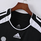 Camiseta Icónica Real Madrid Temporada 2006/2007 (Visitante o Alternativa)