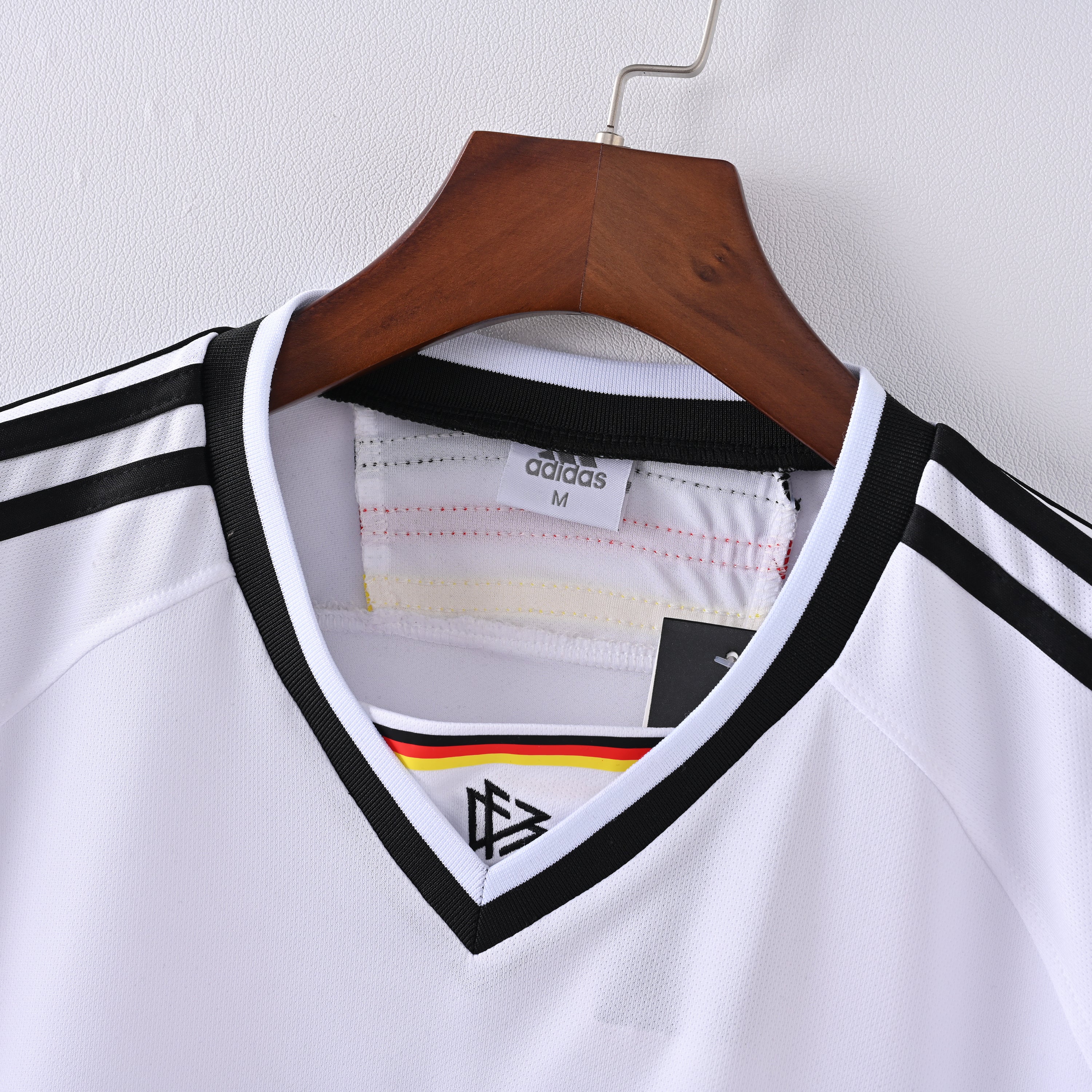 Camiseta Icónica Selección de Alemania Temporada 1994/1995 (Local)