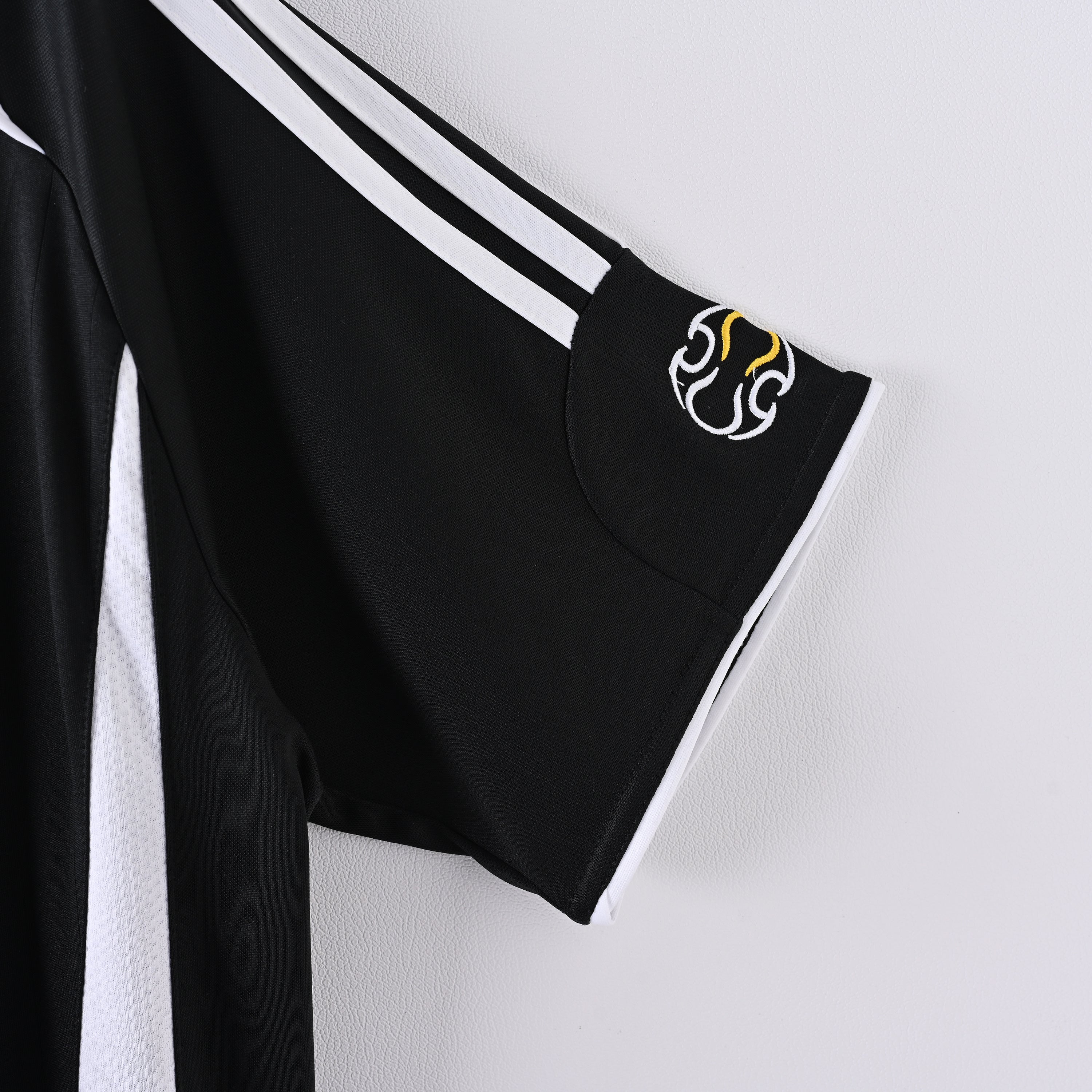 Camiseta Icónica Real Madrid Temporada 2006/2007 (Visitante o Alternativa)
