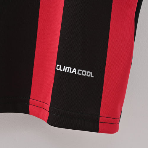 Camiseta Icónica AC Milan Temporada 2006/2007