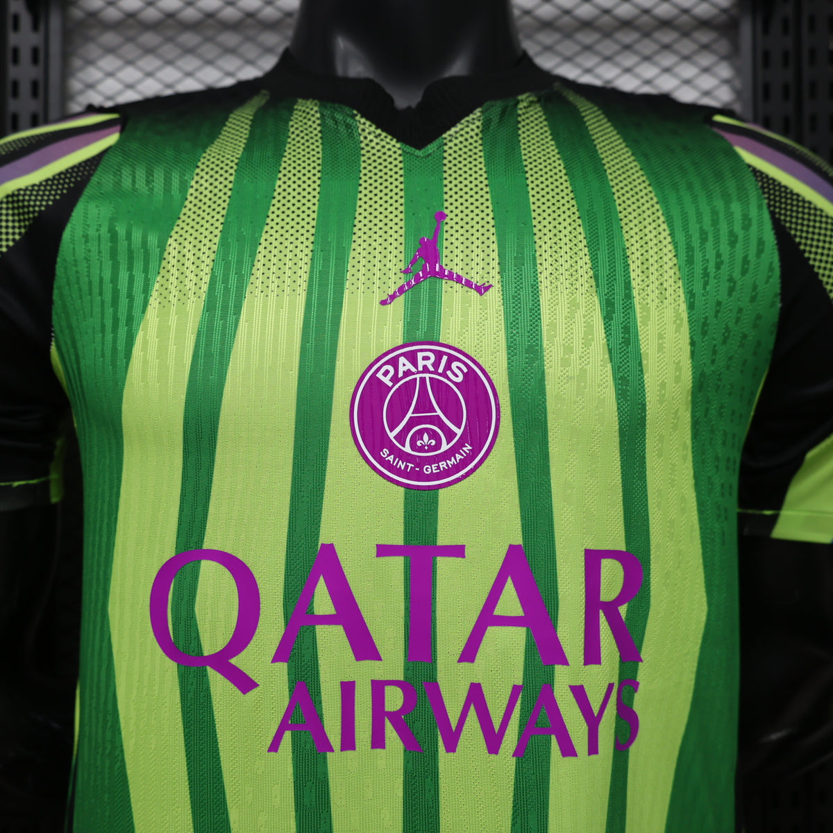 Paris Saint-Germain (PSG) x Jordan - Cuarta Equipación (Temporada 2024/2025)