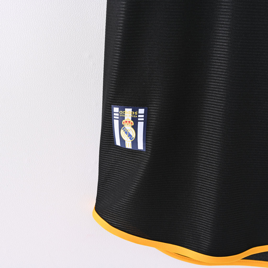 Camiseta Icónica Real Madrid Temporada 1999/2000 (Visitante o Alternativa - Centenario)