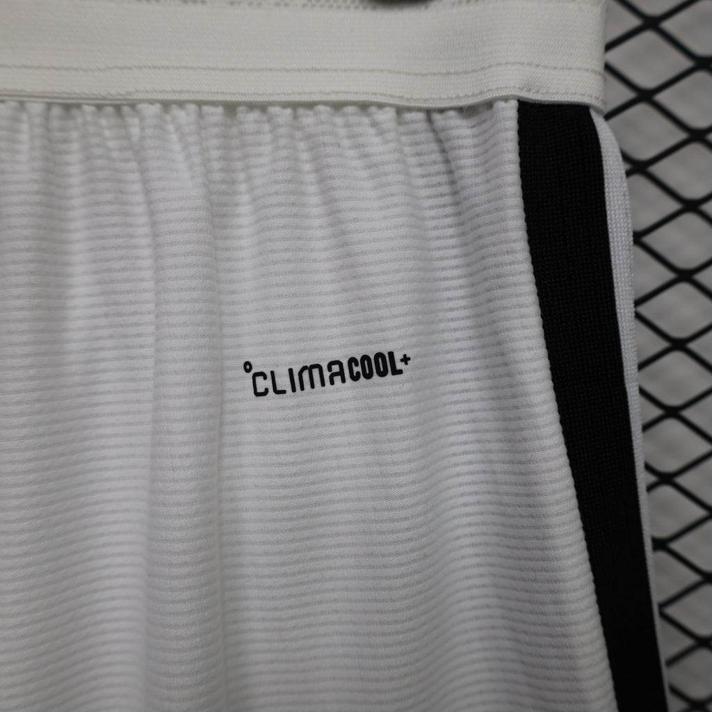 Short Oficial de Equipación – Juventus (Temporada 2026/27)