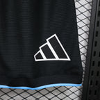 Short Oficial de Equipación – Newcastle United (Temporada 2026/27)