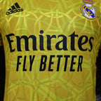 Real Madrid - Segunda Equipación (Temporada 2023/2024) / Estilo Deportivo y Casual