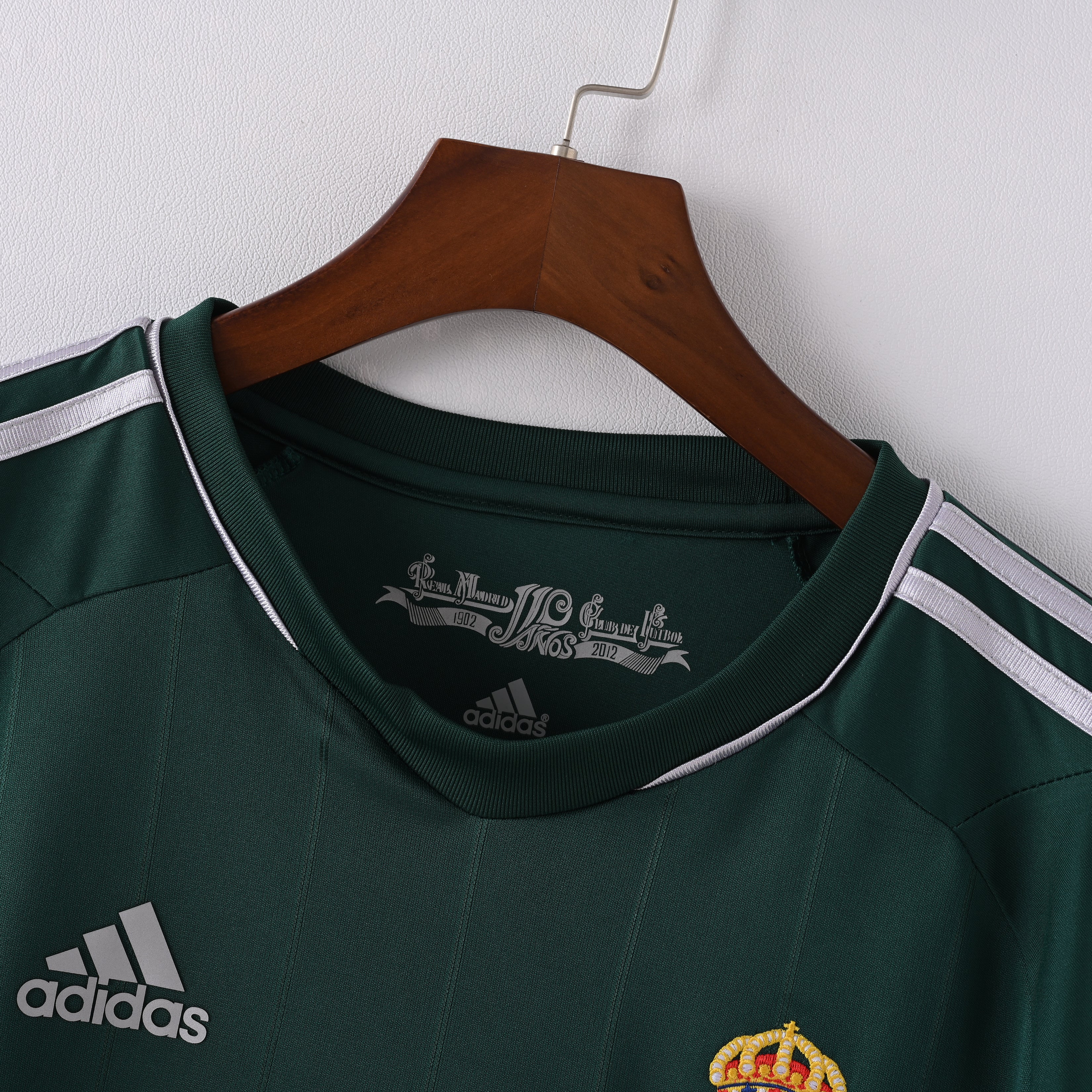 Camiseta Icónica Real Madrid Temporada 2011/2012 (Visitante o Alternativa)