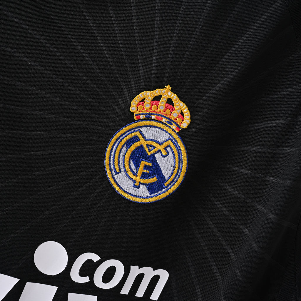 Camiseta Icónica Real Madrid Temporada 2010/2011 (Visitante o Alternativa)
