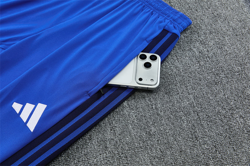 ⚽ Manchester United (Temporada Actual - Colección Training) 🔵⚡