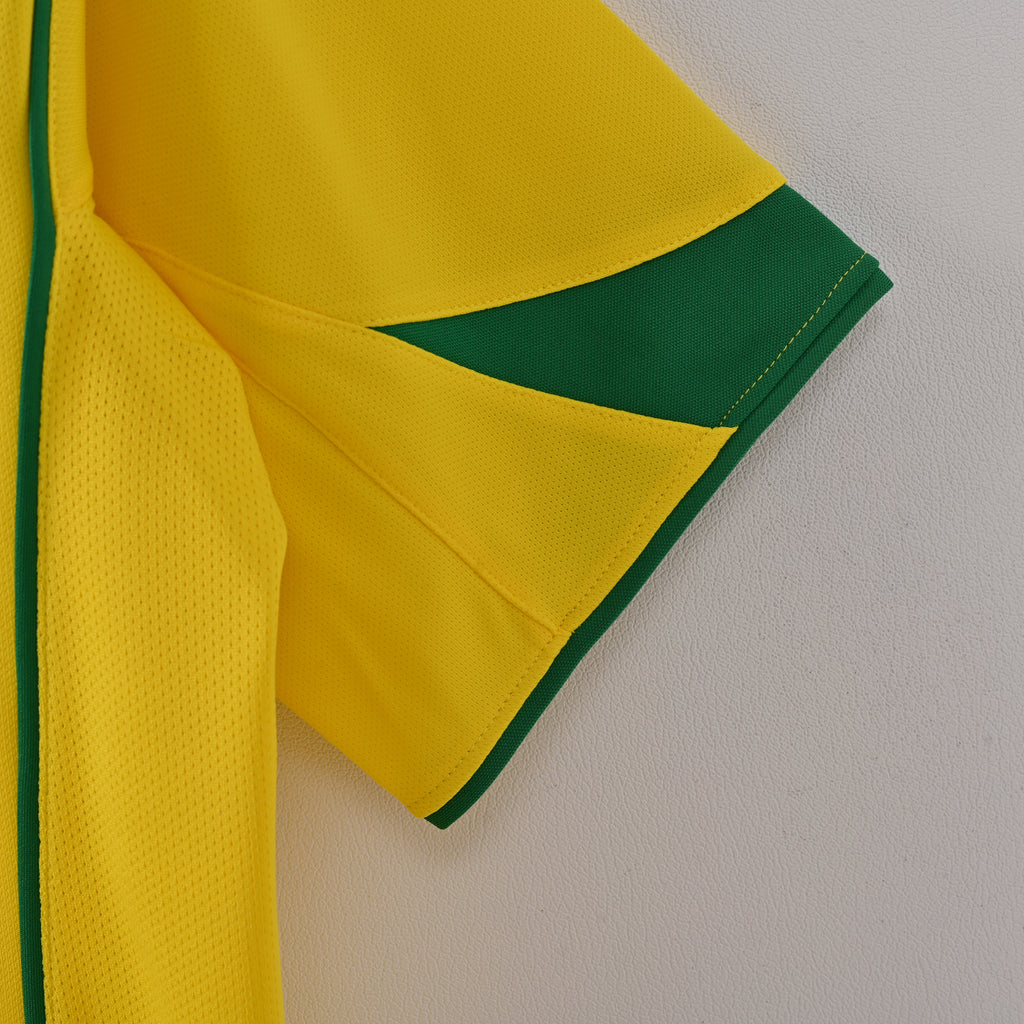 Camiseta Icónica Selección de Brasil Temporada 2004/2005