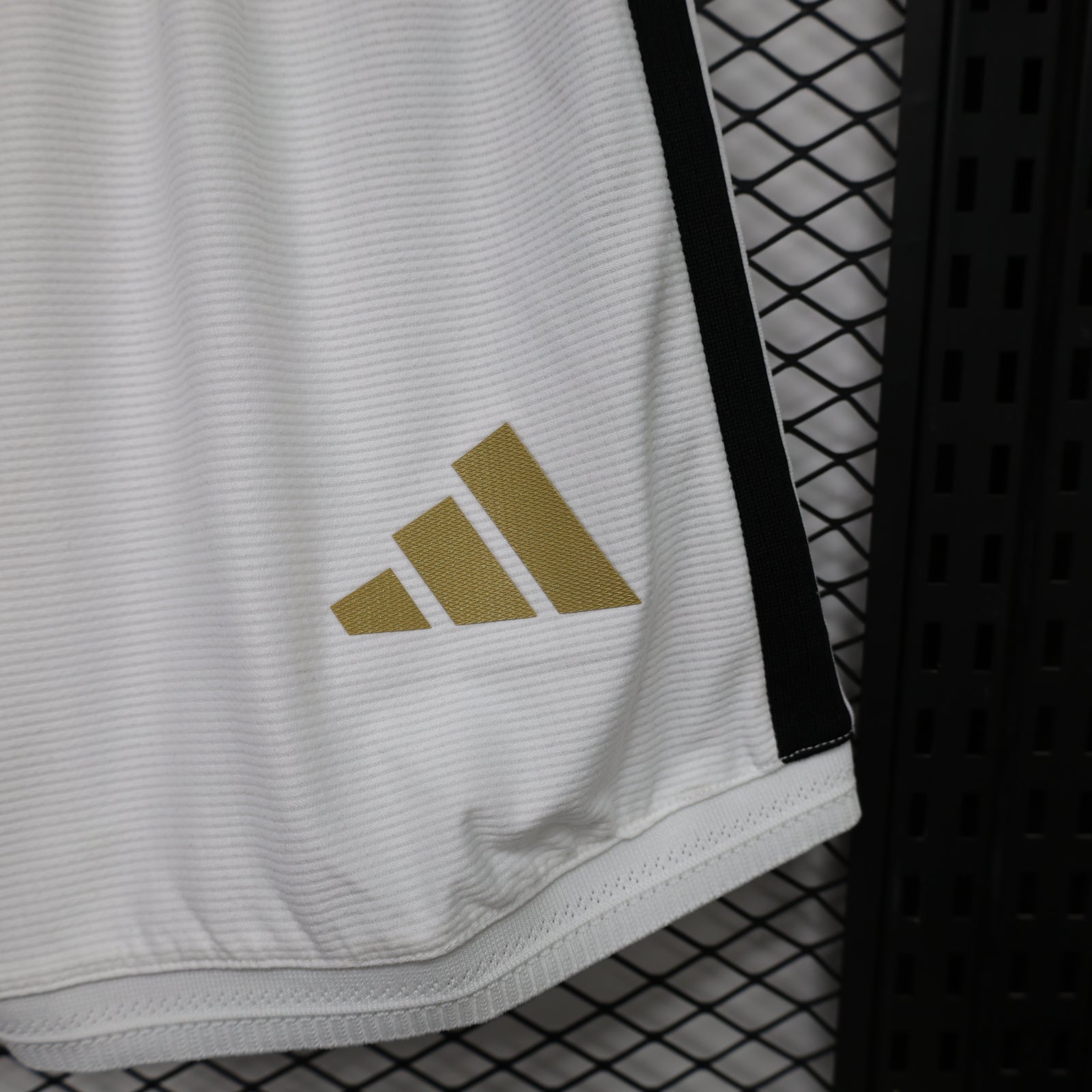 Short Oficial de Equipación – Juventus (Temporada 2026/27)
