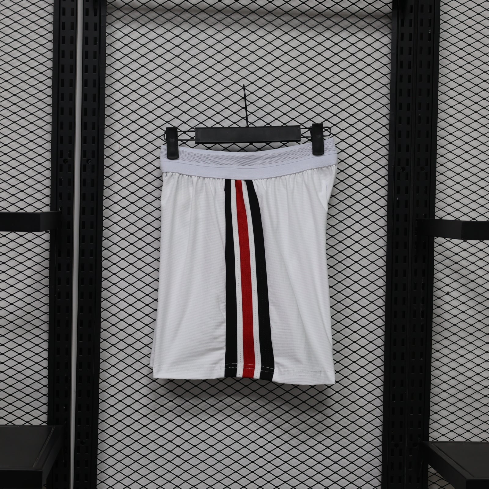 Short Oficial de Equipación – River Plate (Temporada 2026/27)