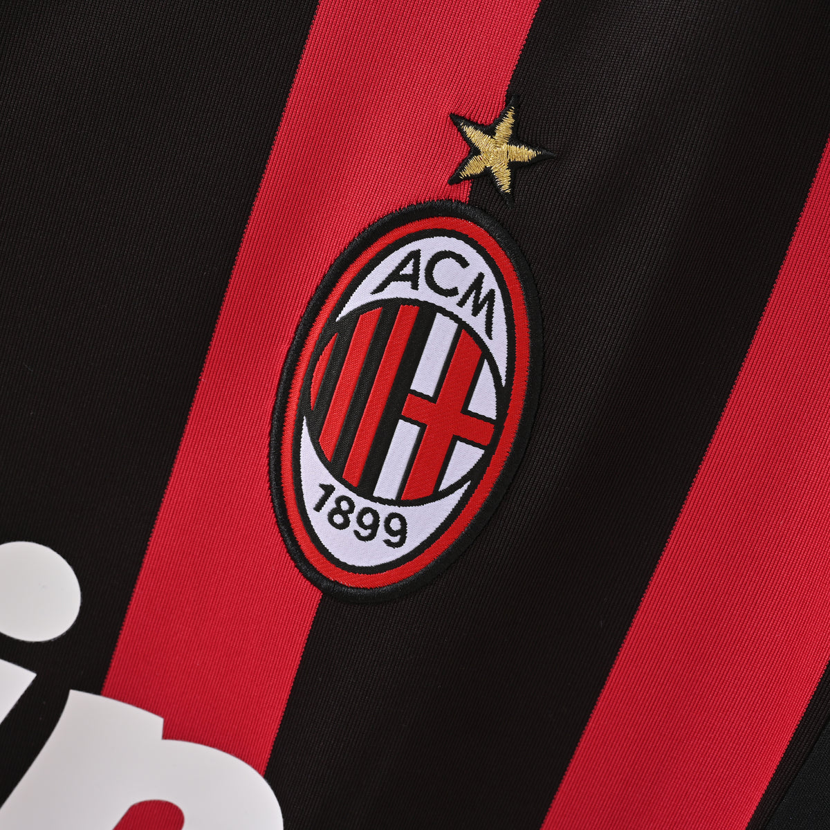 Camiseta Icónica AC Milan Temporada 2006/2007