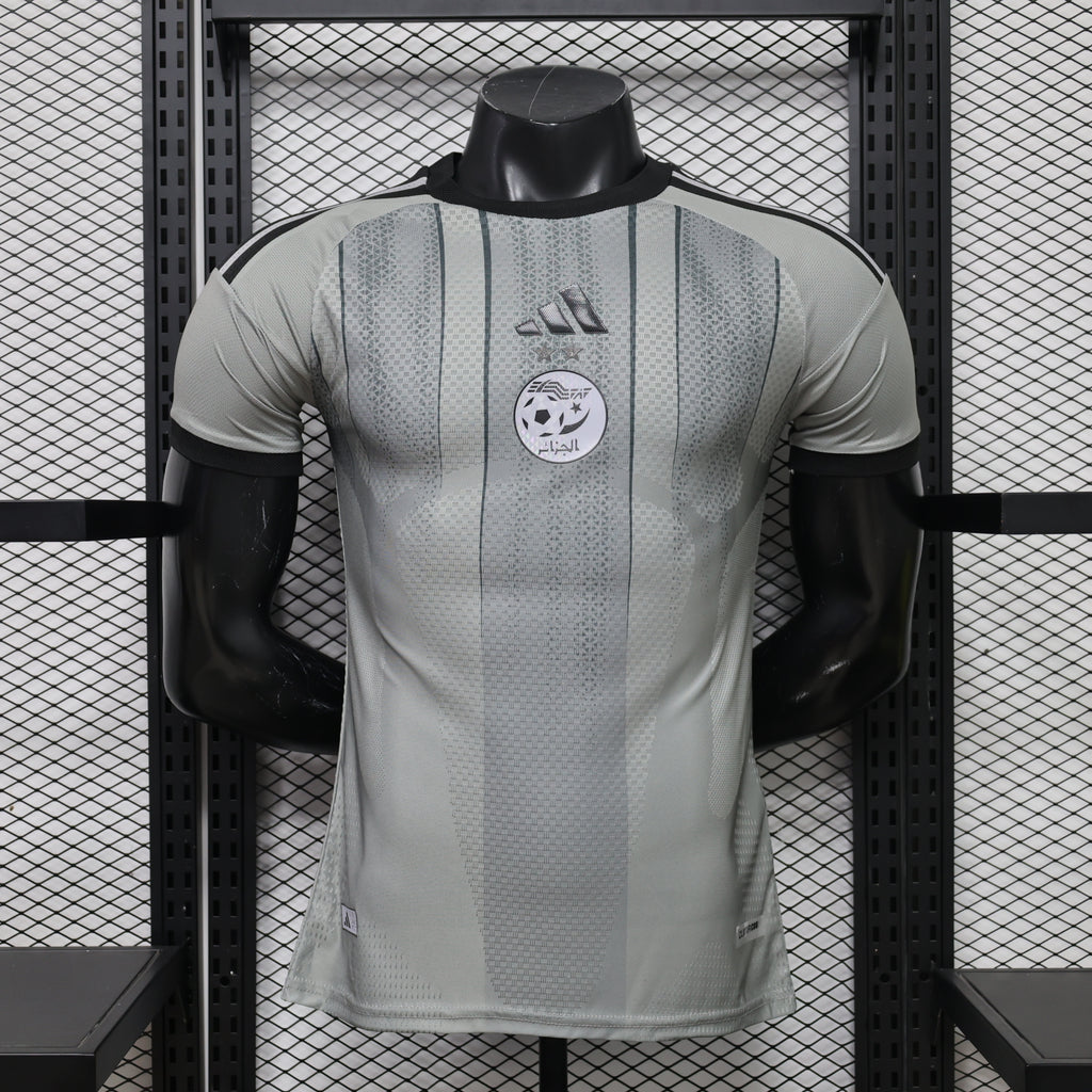 Selección de Argelia – Equipación Alternativa / Visitante (Temporada 2024/2025) 🇩🇿⚪⚫