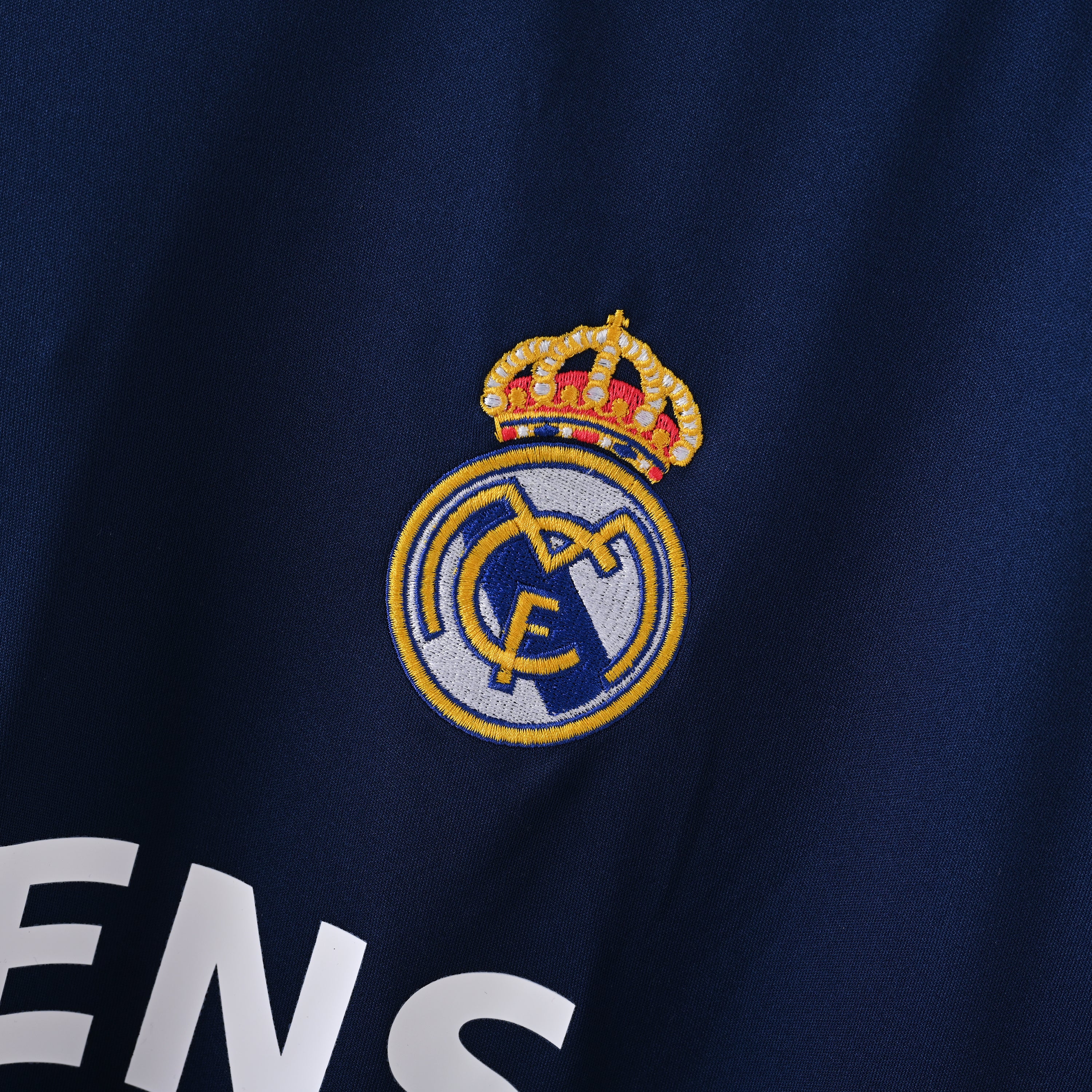 Camiseta Icónica Real Madrid Temporada 2003/2004 (Visitante o Alternativa)