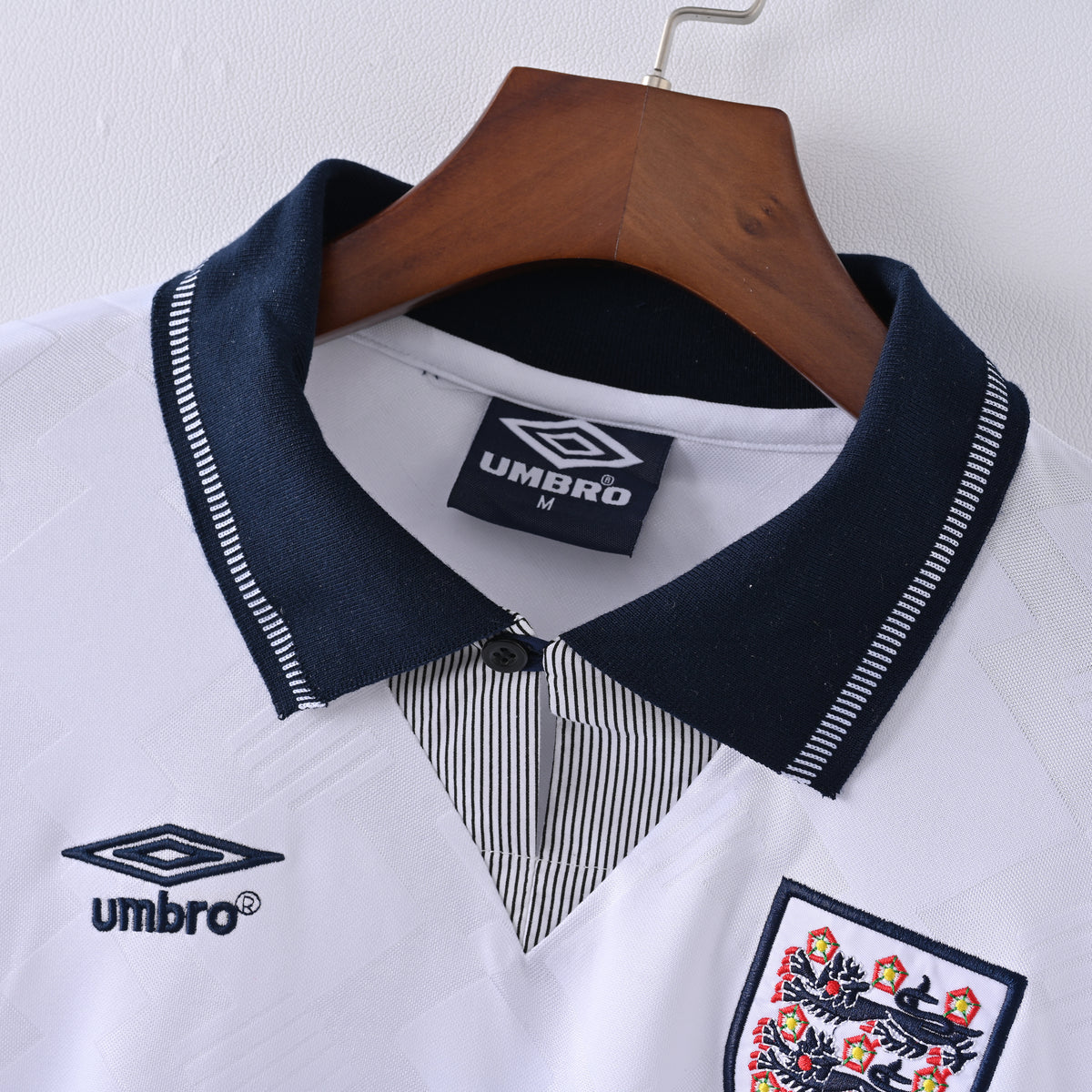 Camiseta Icónica Selección de Inglaterra Temporada 1990 (Local - Italia '90)