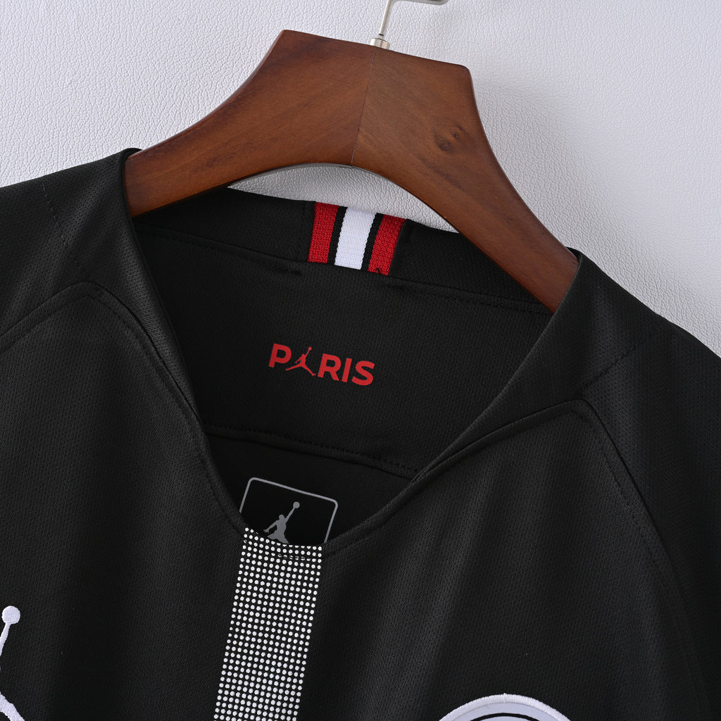 Camiseta Icónica Paris Saint-Germain Temporada 2018/2019 (Tercera / Colección Jordan - Negro)