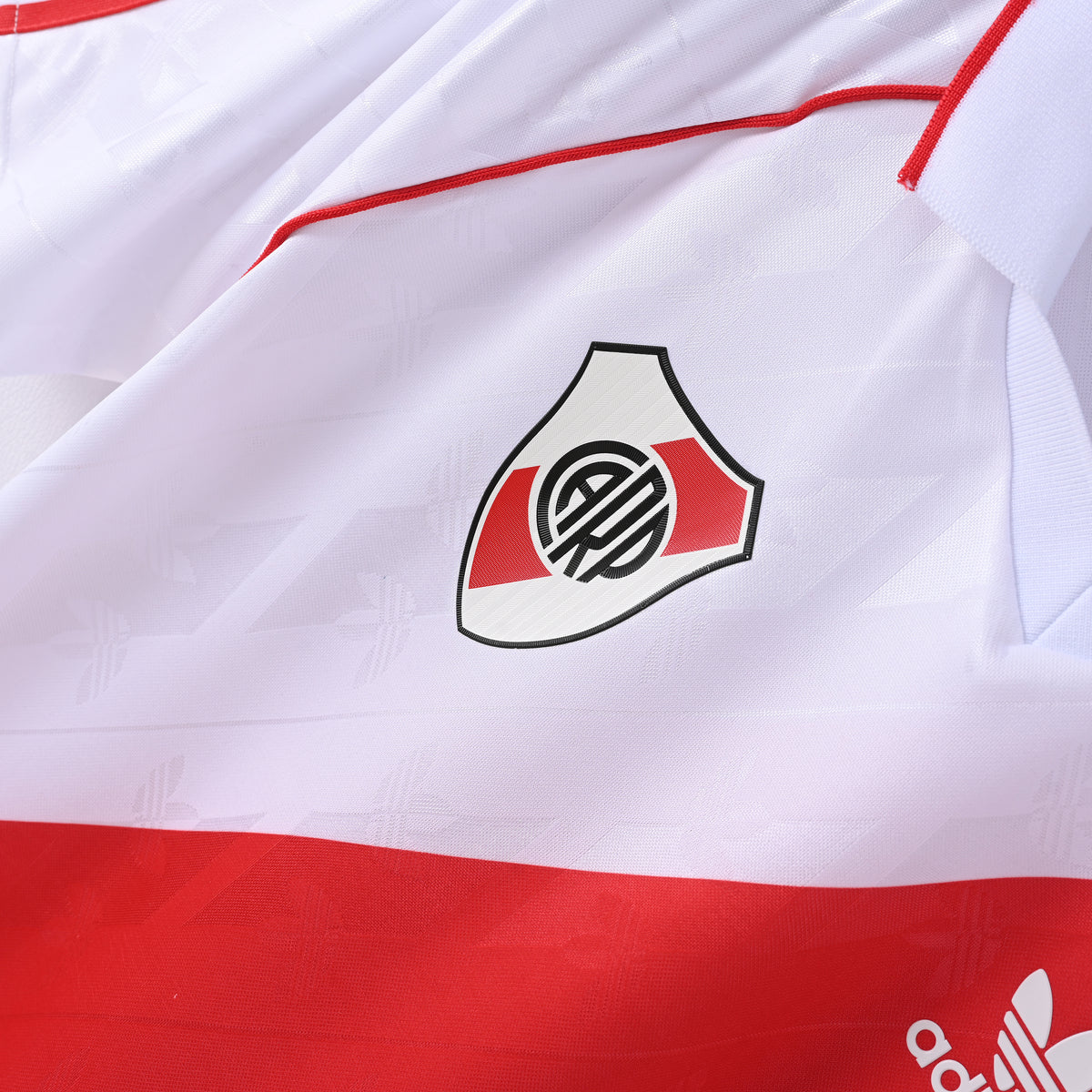 Camiseta Icónica River Plate Temporada 1985/1987 (Local)