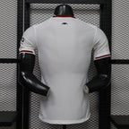 Valencia CF de la temporada 2024/2025 firmada por Puma