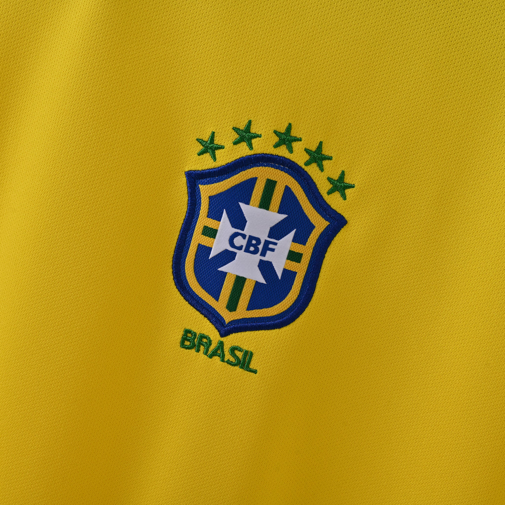 Camiseta Icónica Selección de Brasil Temporada 2004/2005
