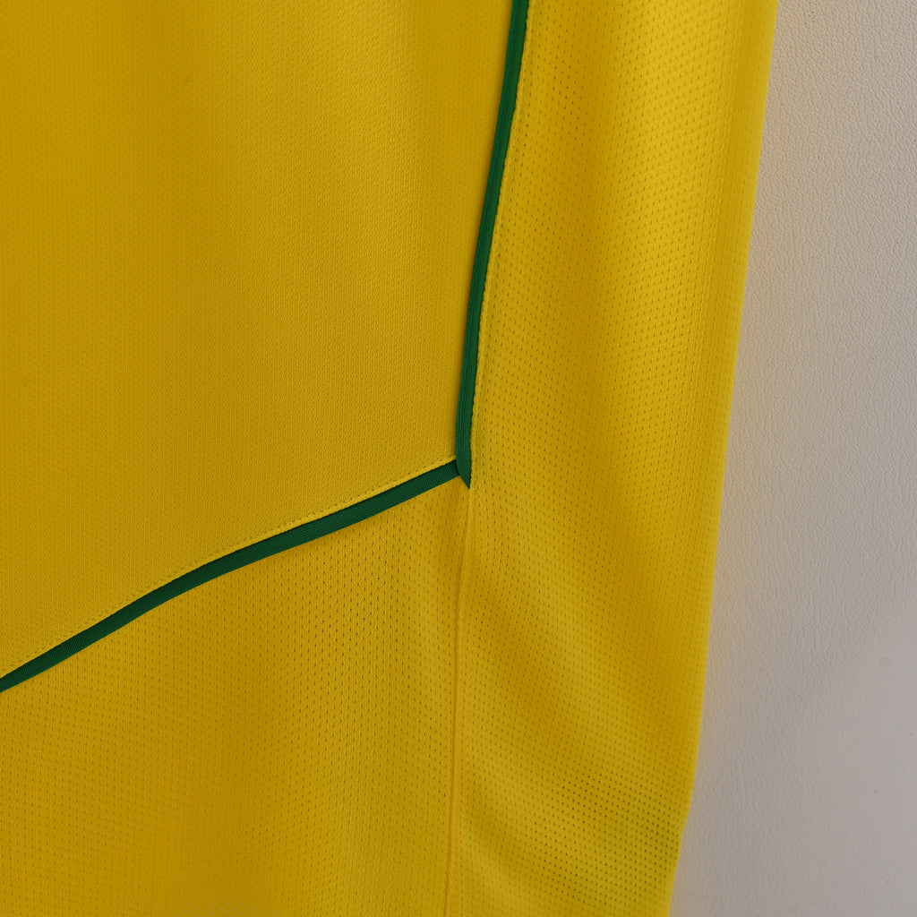 Camiseta Icónica Selección de Brasil Temporada 2004/2005