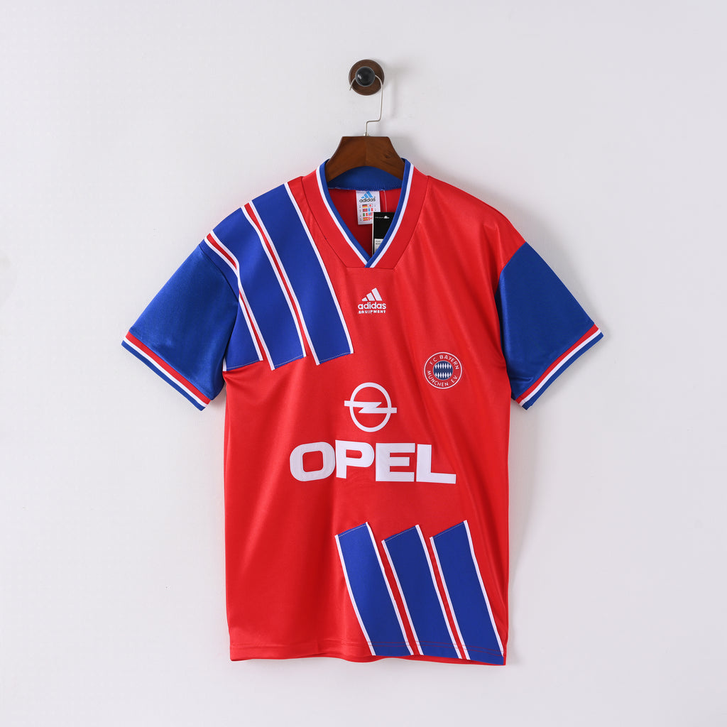 Camiseta Icónica Bayern de Múnich Temporada 1995/1996 (Visitante o Alternativa)
