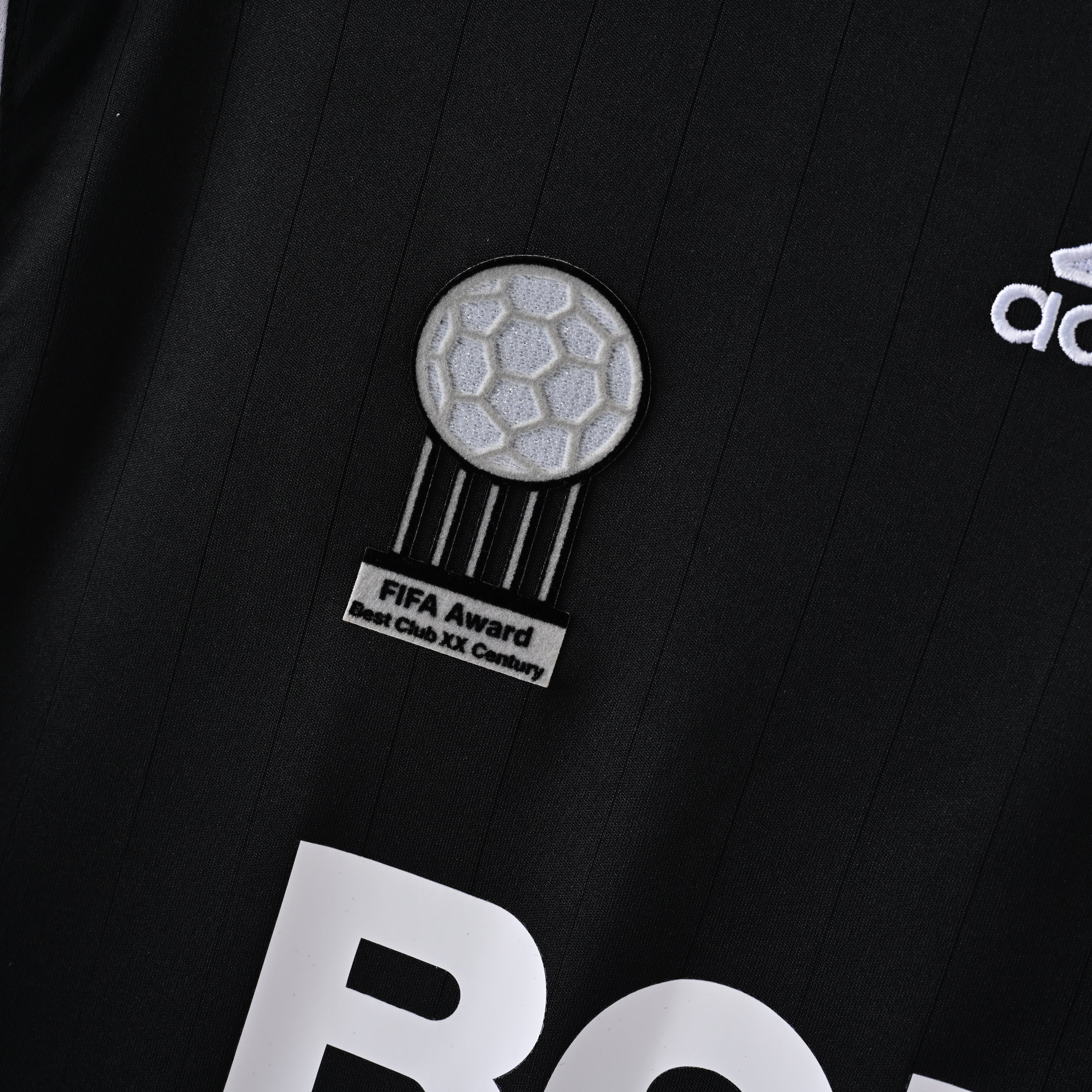 Camiseta Icónica Real Madrid Temporada 2006/2007 (Visitante o Alternativa)