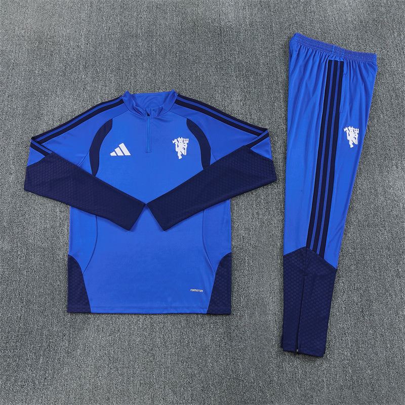 ⚽ Manchester United (Temporada Actual - Colección Training) 🔵⚡