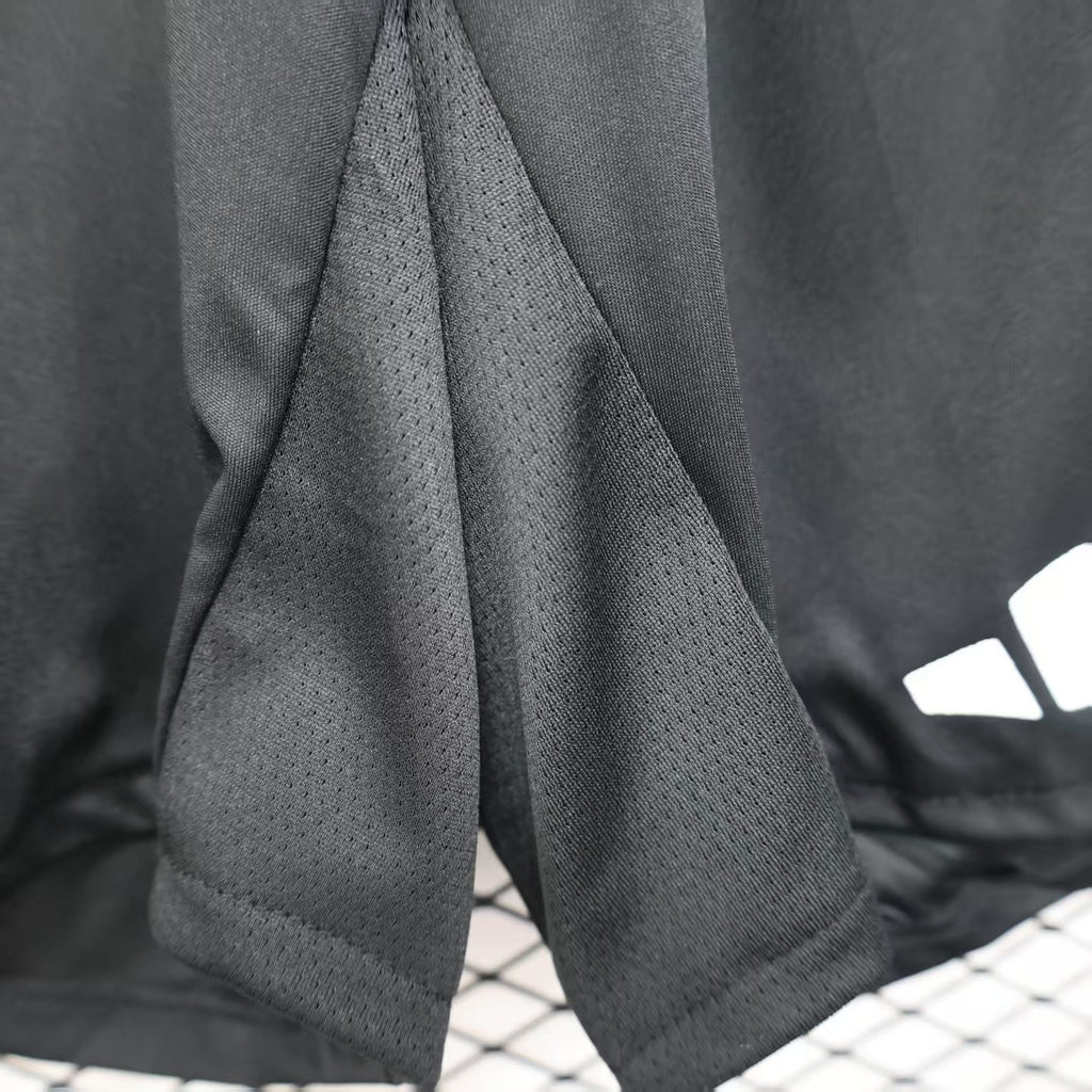 Short Oficial de Equipación – Manchester United (Temporada 2026/27)