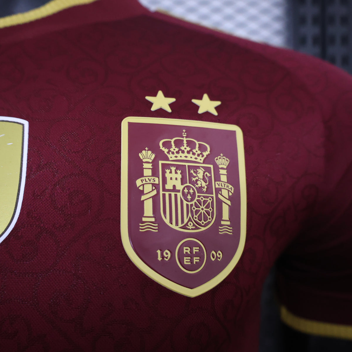 Selección Española de Fútbol – Tercera equipación / Especial de manga corta con parche de Campeones del Mundo (Temporada 2024/2025) 🇪🇸⭐⚽