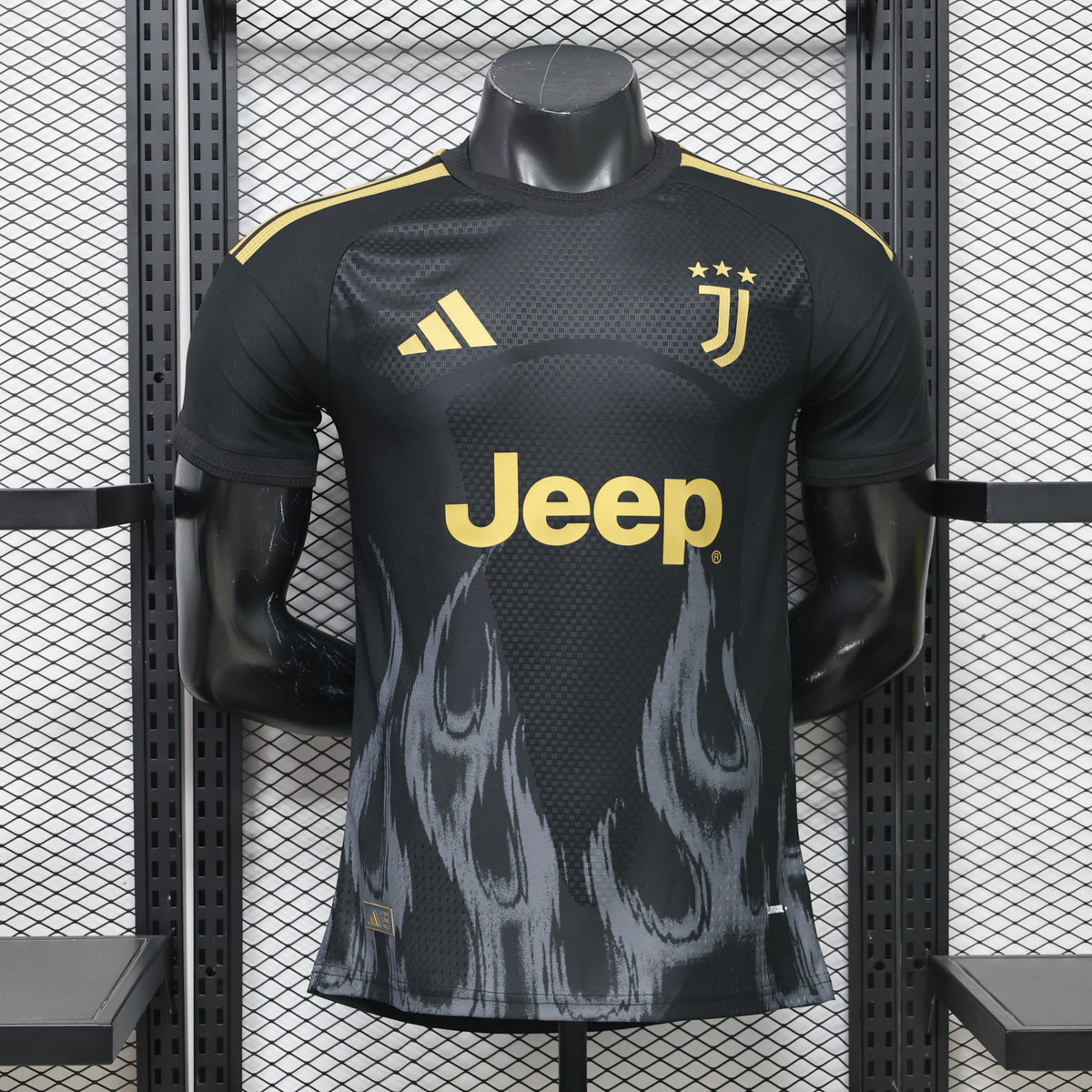 Camiseta Juventus Visitante 2023/2024 - Edición Especial Negrita / Dorada