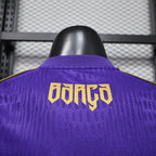 FC Barcelona x Kobe Bryant en color morado y detalles dorados (Temporada actual)