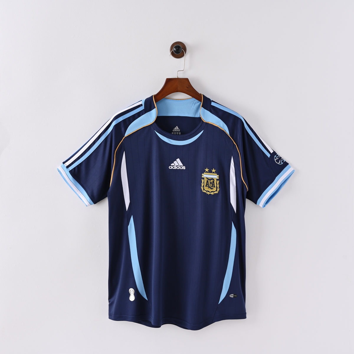 Camiseta Icónica Selección de Argentina Temporada 2006/2007 (Visitante o Alternativa)