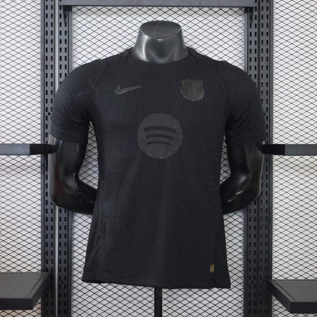 Stealth del FC Barcelona en color negro total