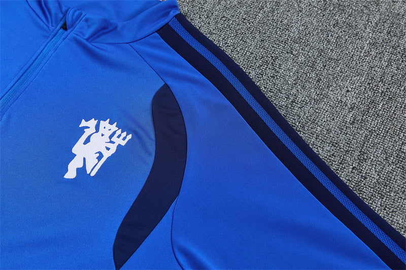 ⚽ Manchester United (Temporada Actual - Colección Training) 🔵⚡