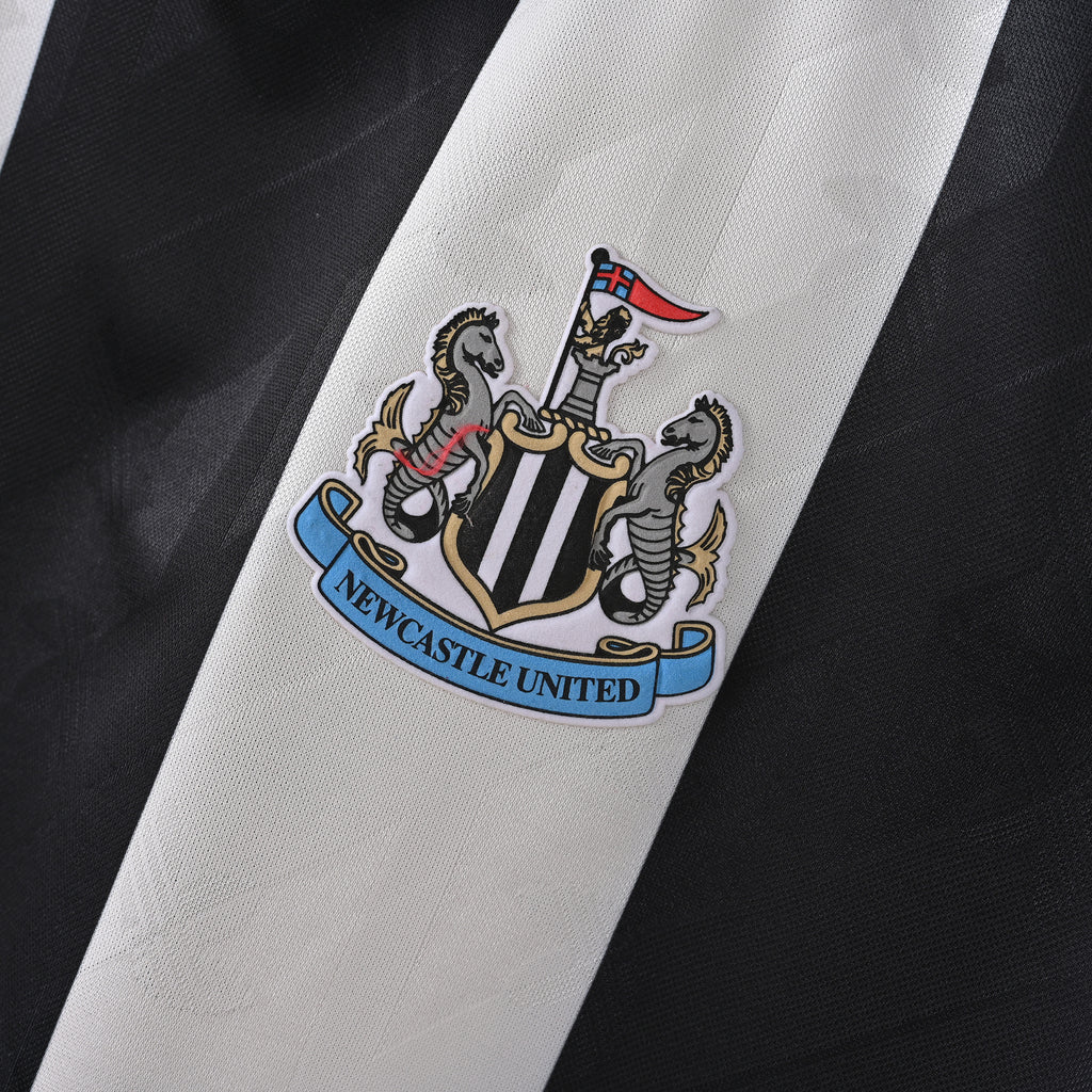 Camiseta Icónica Newcastle United Temporada 1996/1997 (Local)