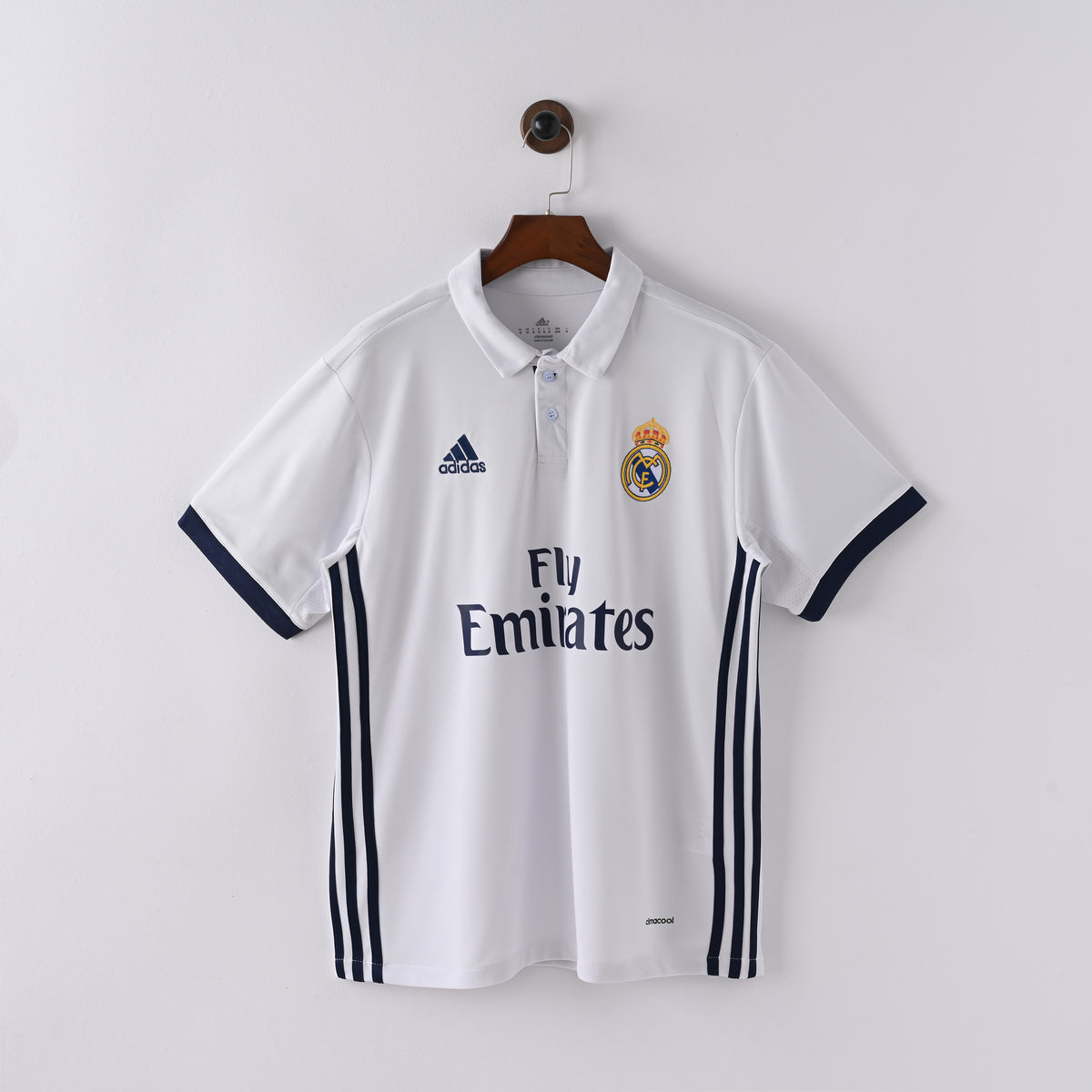 Camiseta Icónica Real Madrid Temporada 2016/2017 (Local)