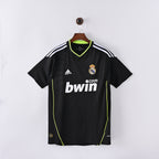 Camiseta Icónica Real Madrid Temporada 2010/2011 (Visitante o Alternativa)