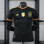 Presume de la segunda equipación / camiseta retro de la Selección Española de Adidas