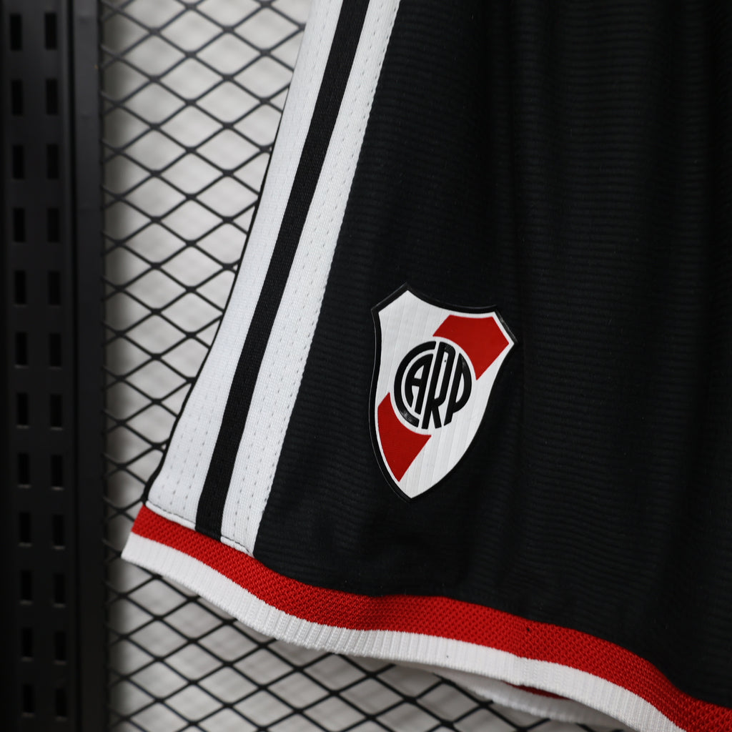 Short Oficial de Equipación – River Plate (Temporada 2026/27)