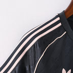 Camiseta Icónica Real Madrid Edición Especial Retro / Icon Collection