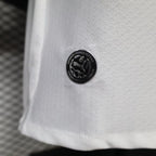 Valencia CF de la temporada 2024/2025 firmada por Puma