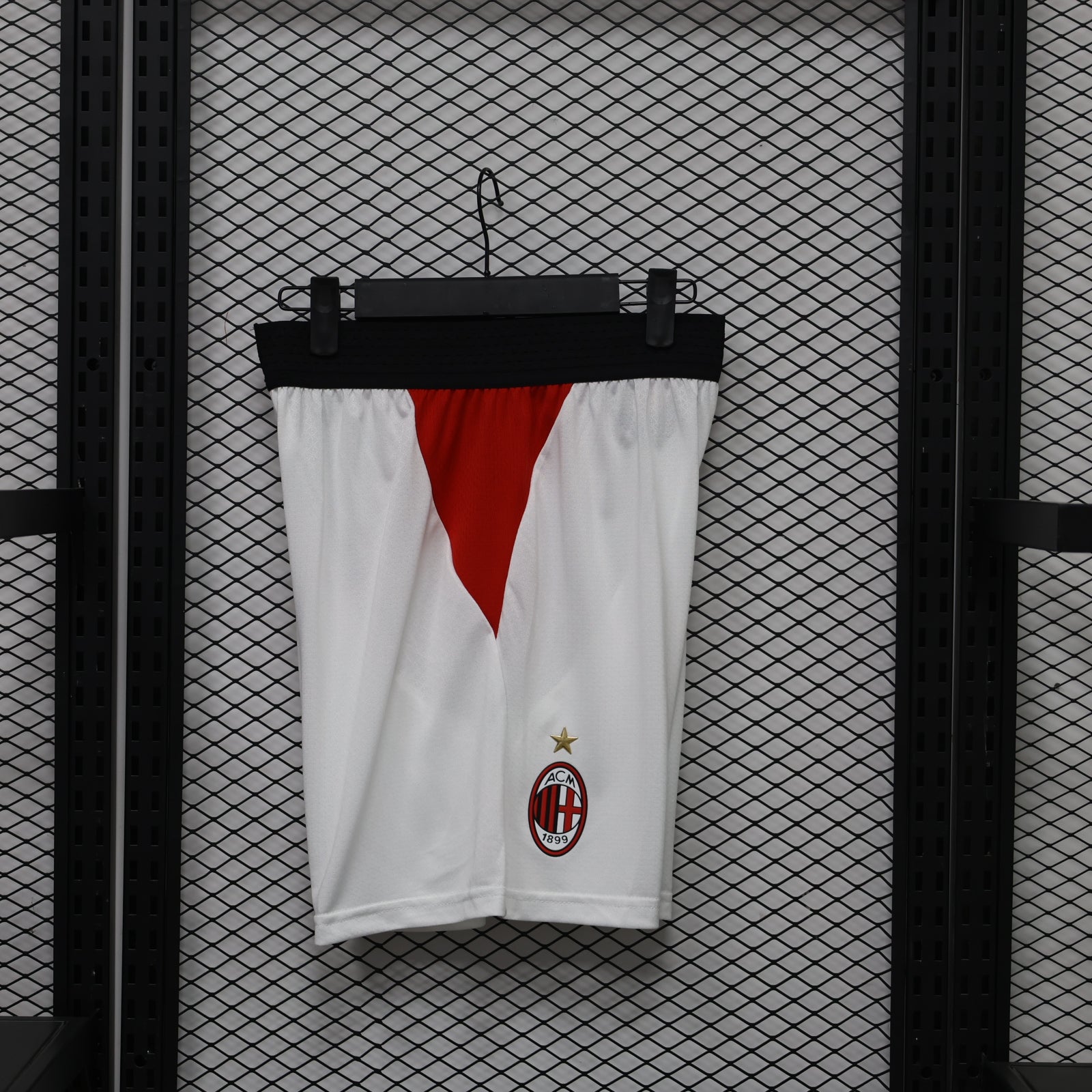 Short Oficial de Equipación – AC Milan (Temporada 2026/27)