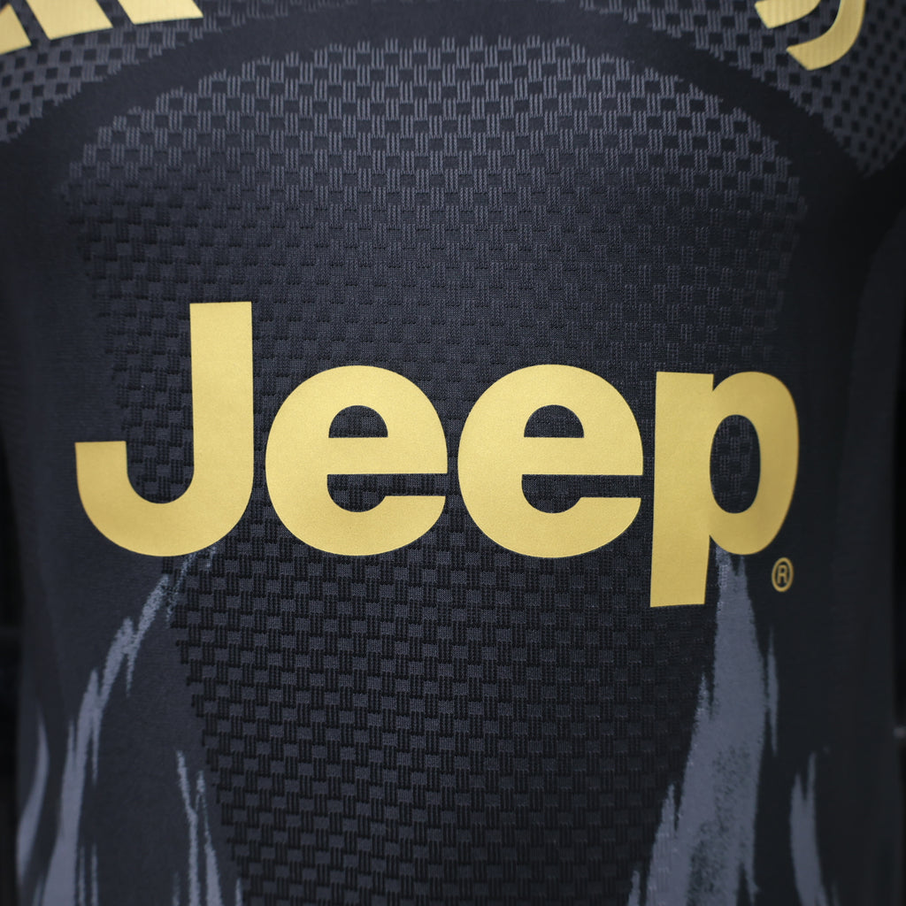 Camiseta Juventus Visitante 2023/2024 - Edición Especial Negrita / Dorada