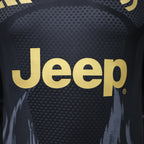 Camiseta Juventus Visitante 2023/2024 - Edición Especial Negrita / Dorada
