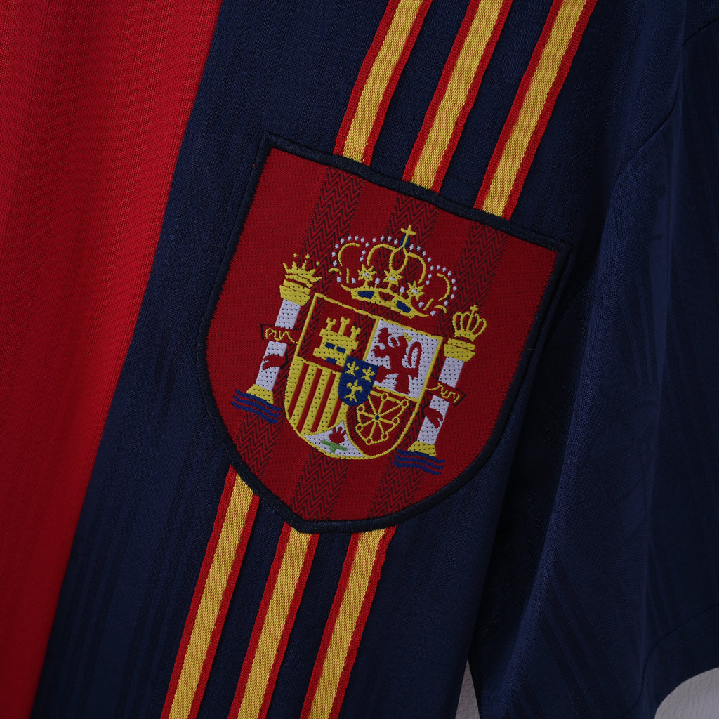 Camiseta Icónica Selección de España Temporada 1996/1998 (Local)